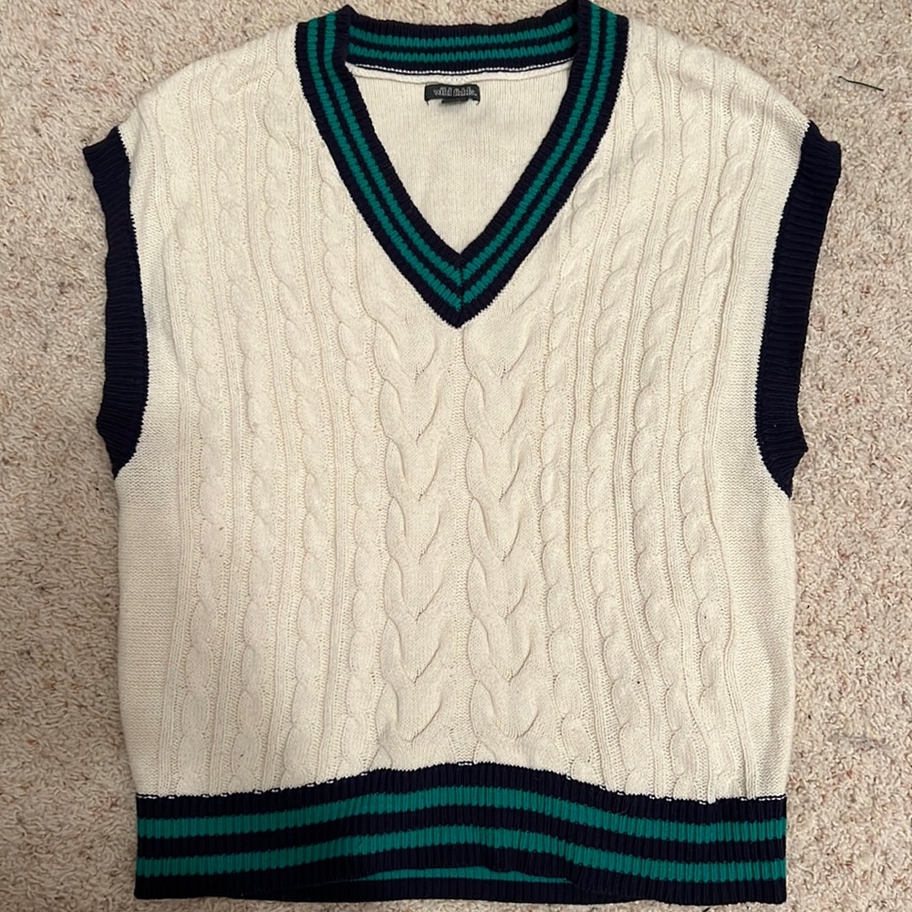 Sweater vest